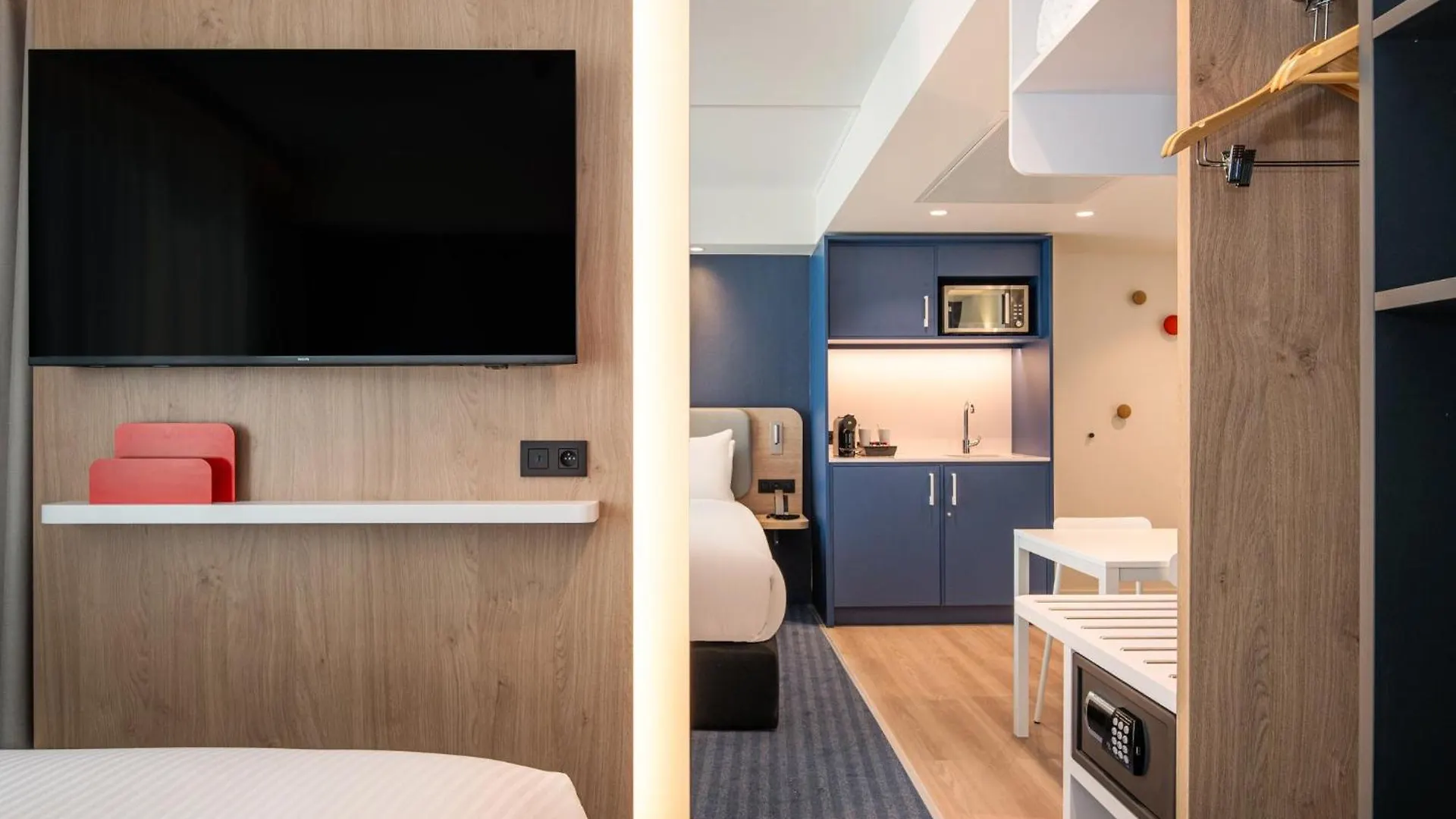 Holiday Inn Express & Suites Ghent By Ihg