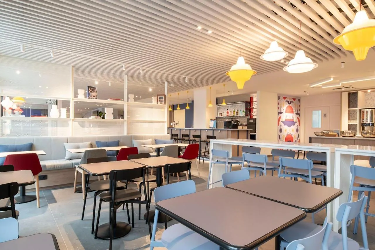 Holiday Inn Express & Suites Ghent By Ihg Ξενοδοχείο