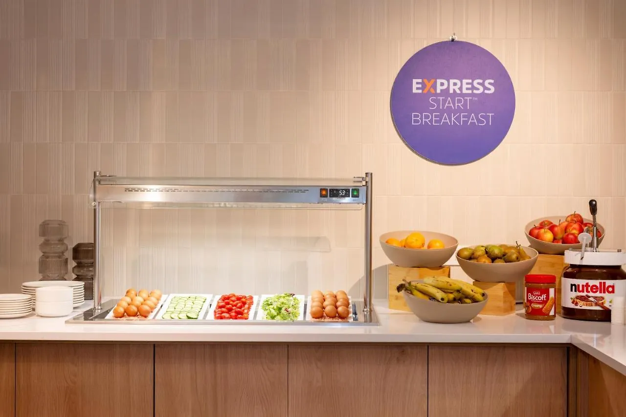 Holiday Inn Express & Suites Ghent By Ihg