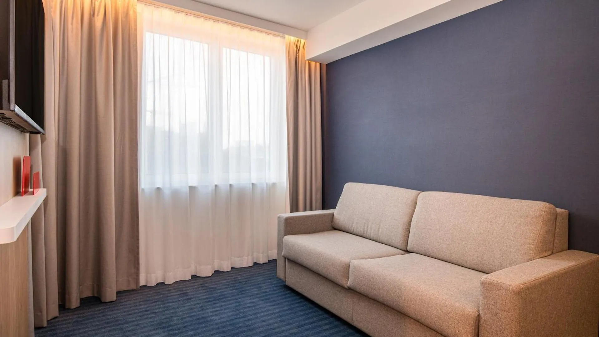 Holiday Inn Express & Suites Ghent By Ihg Ξενοδοχείο